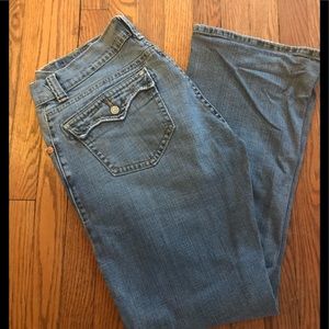 Levis Jeans